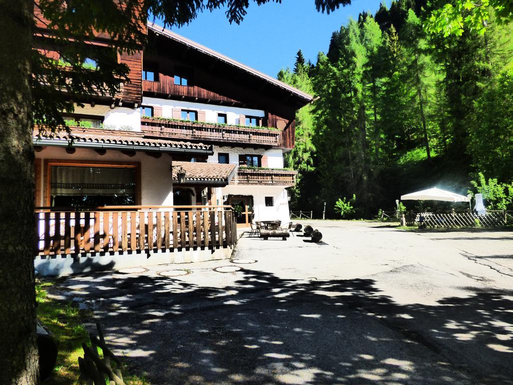 Hotel Bosco Verde Val di Zoldo Exterior photo